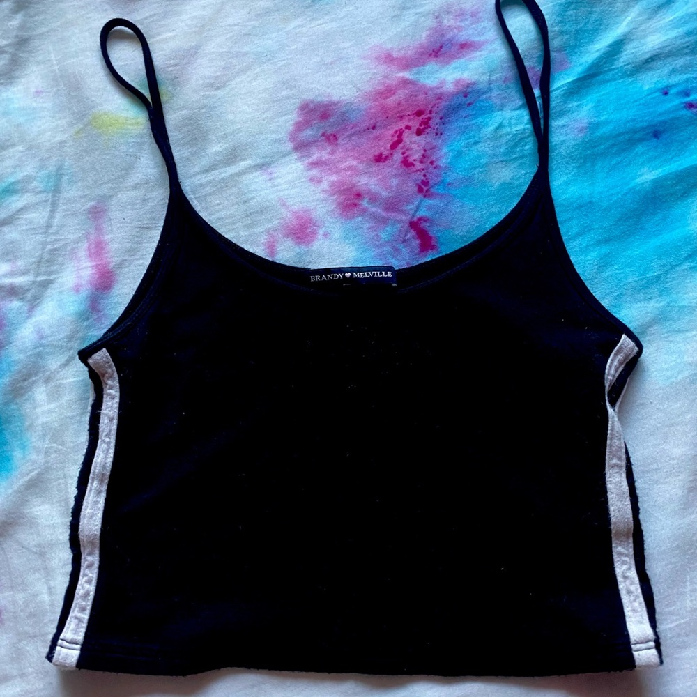 brandy melville tank top🖤